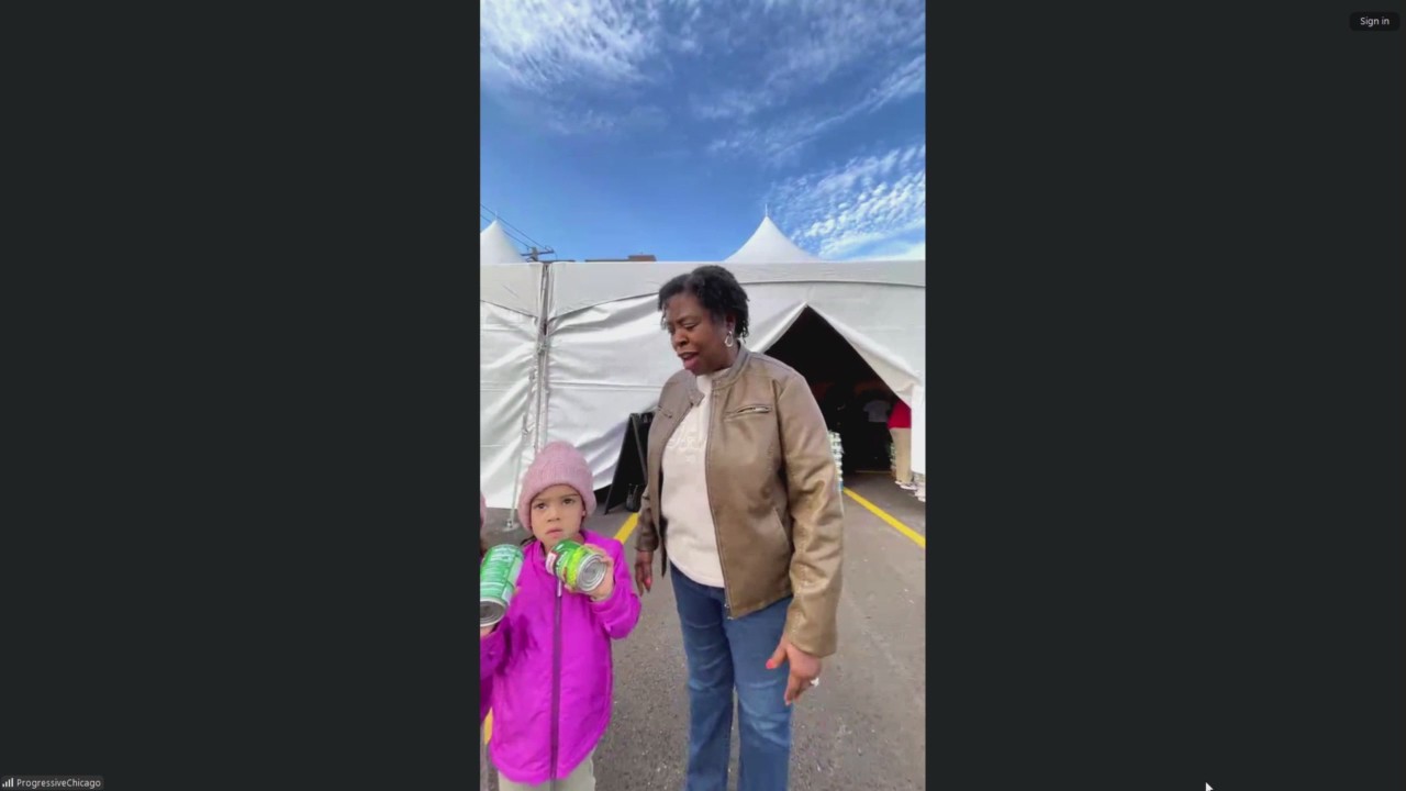 Day 35 of government shutdown — Chicago church steps up to feed 3,000 families | ChicagoLIVE