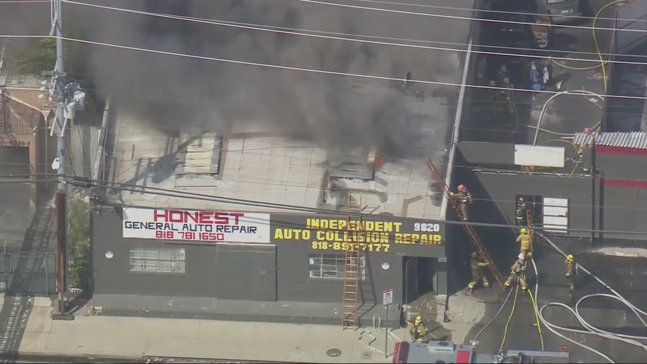 Crews battle structure fire in Pacoima