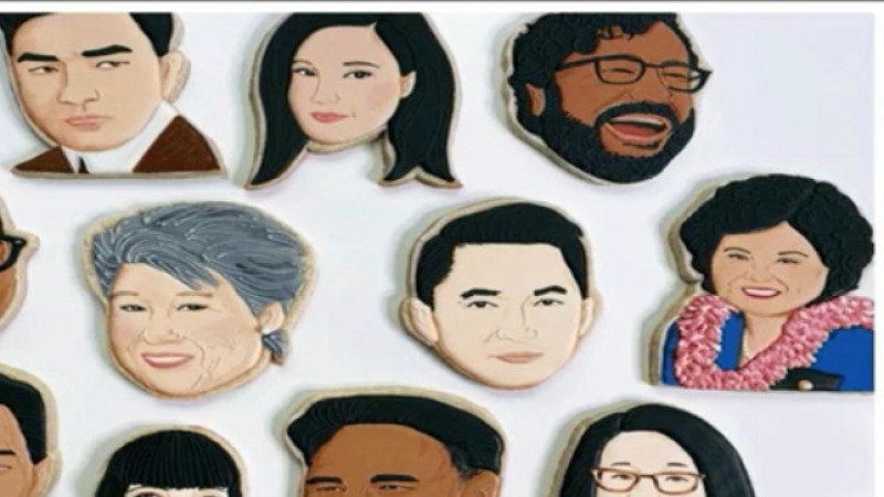 Artist bakes cookies to teach important lessons