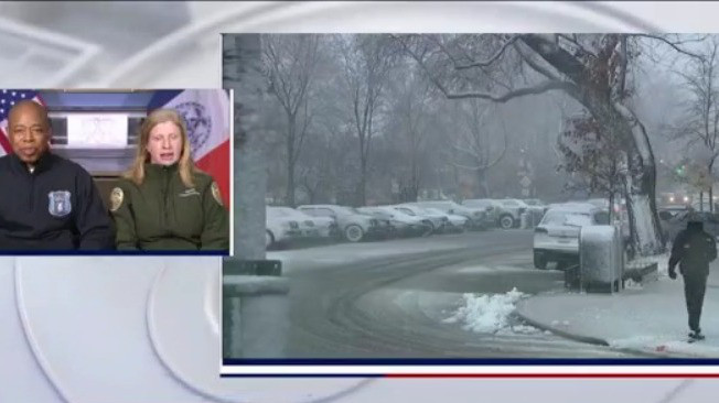 Bladerunner 2.0 platform tracking snow removal