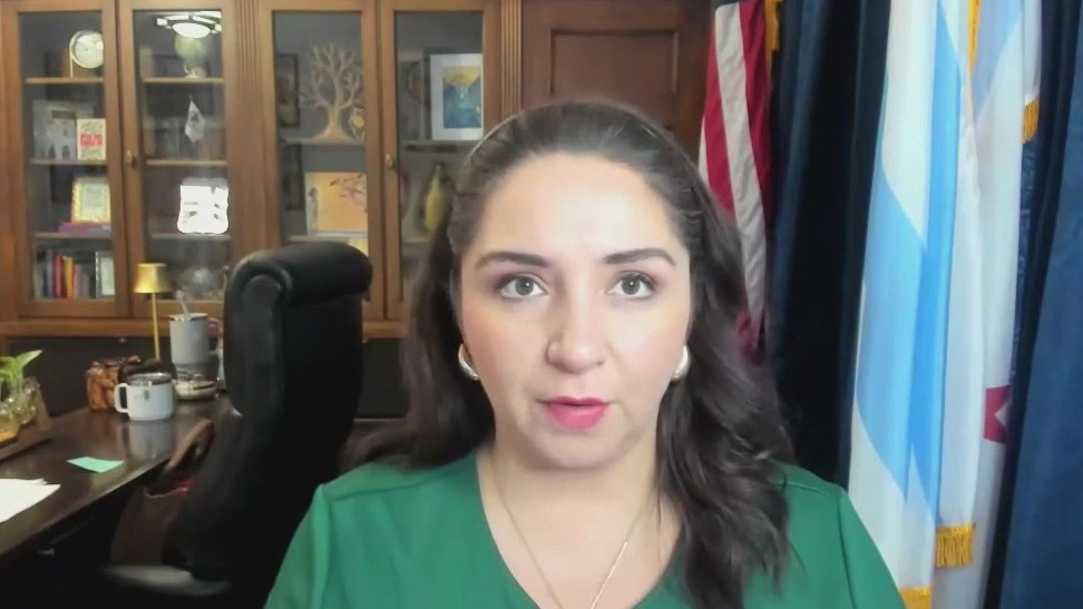 Chicago Congresswoman slams Republican govt funding bill