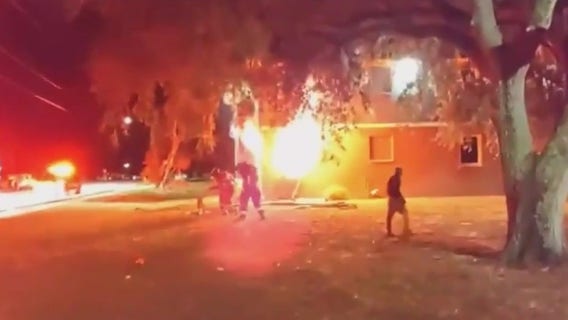 Child saves siblings from apartment fire