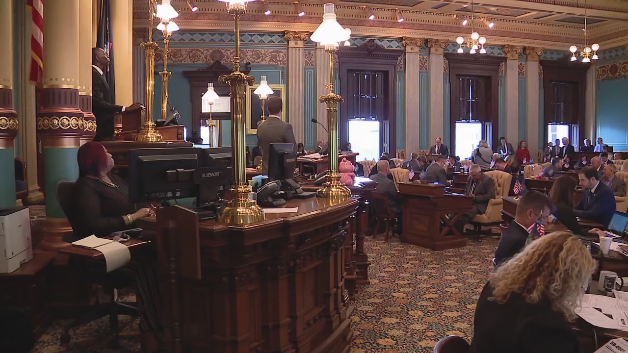 Schools, local governments mostly insulated from budget cuts in new agreement