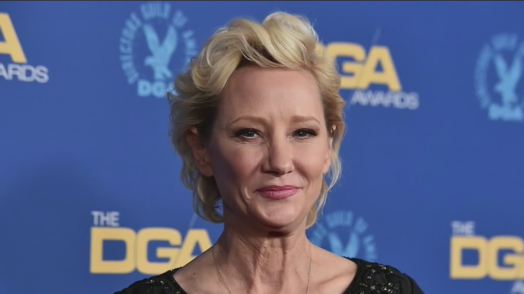 Reps say Anne Heche in a coma after Mar Vista crash