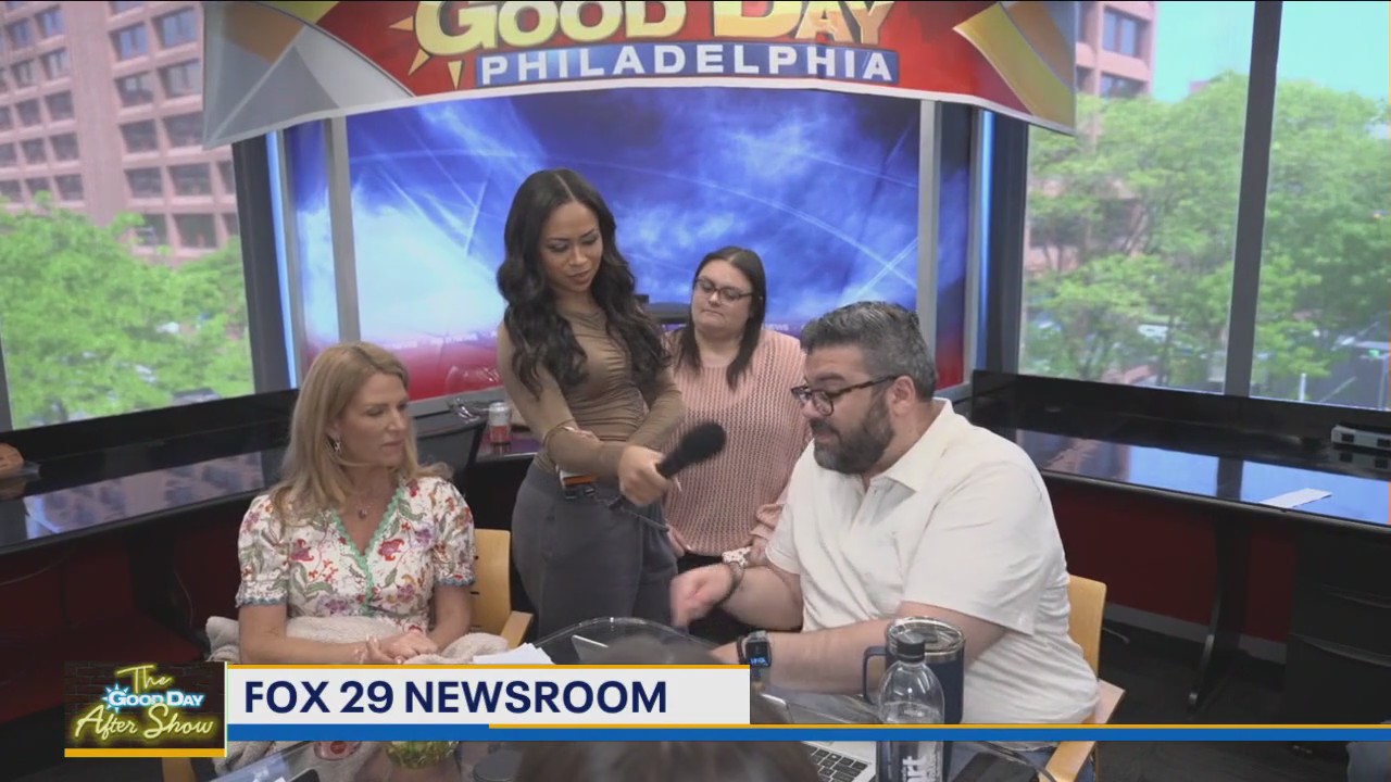 Good Day Gavel: Announcing a pregnancy at a wedding