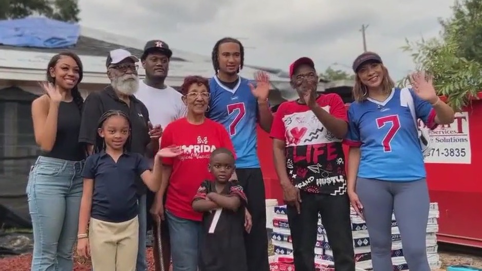 Texans C.J. Stroud gets his hands dirty helping those affected by Beryl ...