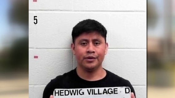 Harris County restaurant employee accused of hiding camera in restroom