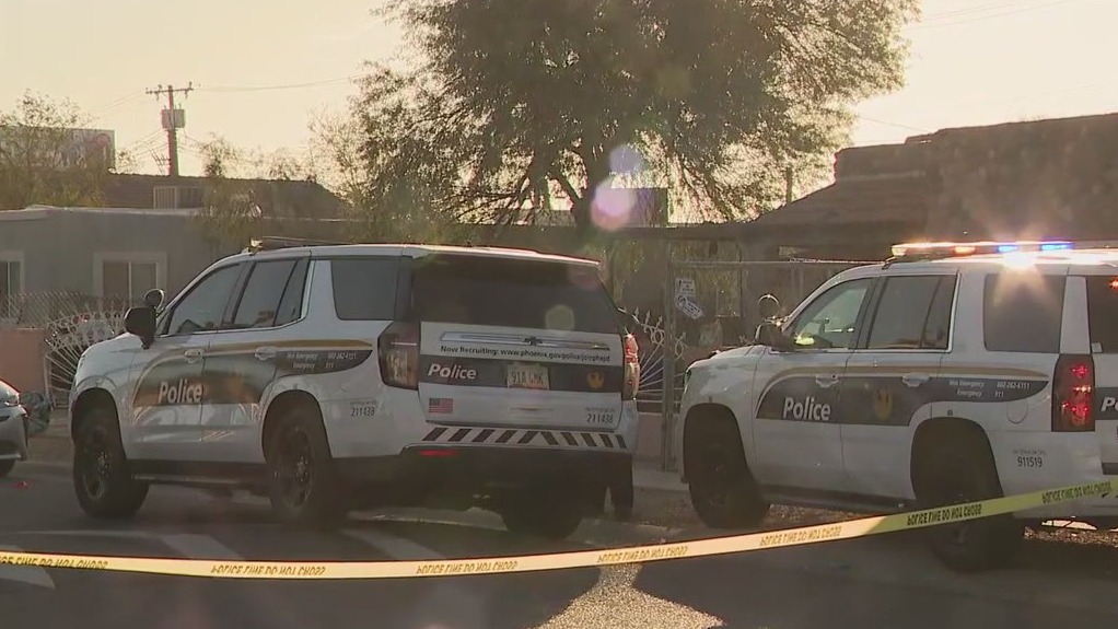 Shooting investigation underway in Phoenix