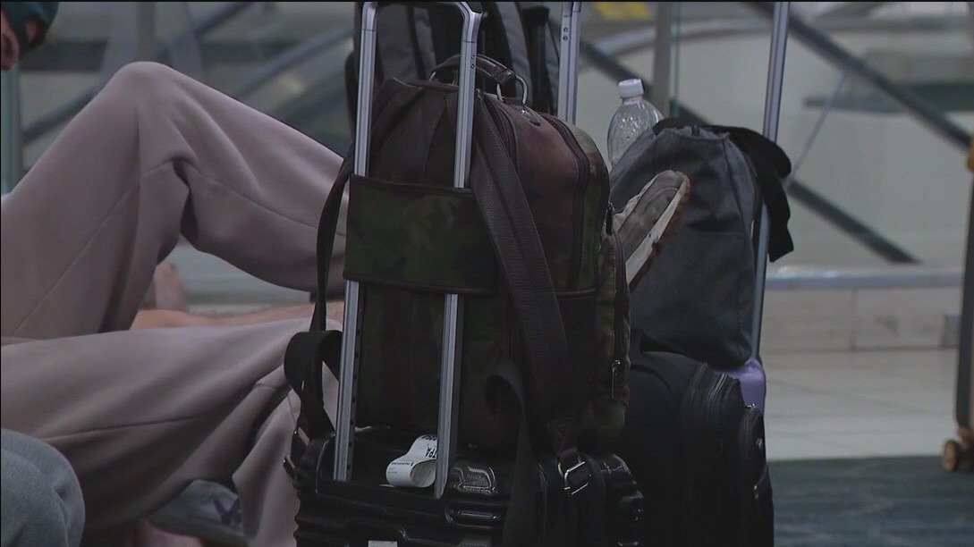 Flight delays continuing after government shutdown ends