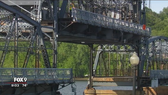 Man stuck on Stillwater Lift Bridge during malfunction