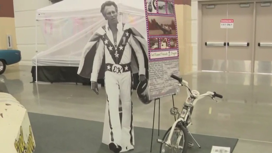 Evel Knievel tribute at World of Wheels