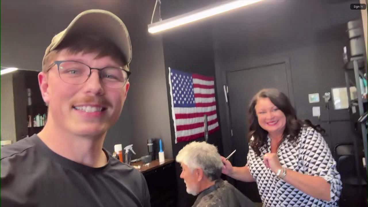 Barber offers free haircuts for veterans on Veterans Day
