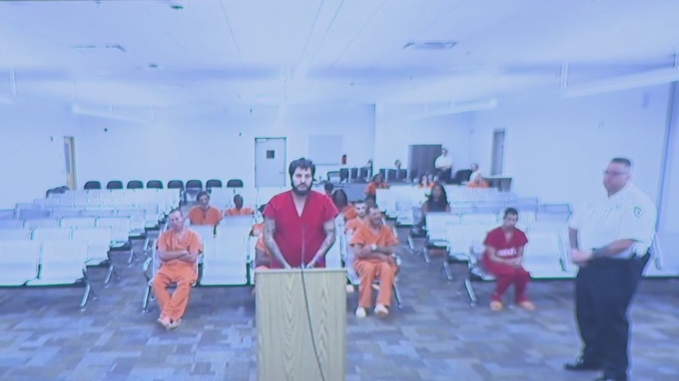 Man charged in deadly road rage incident appears in court