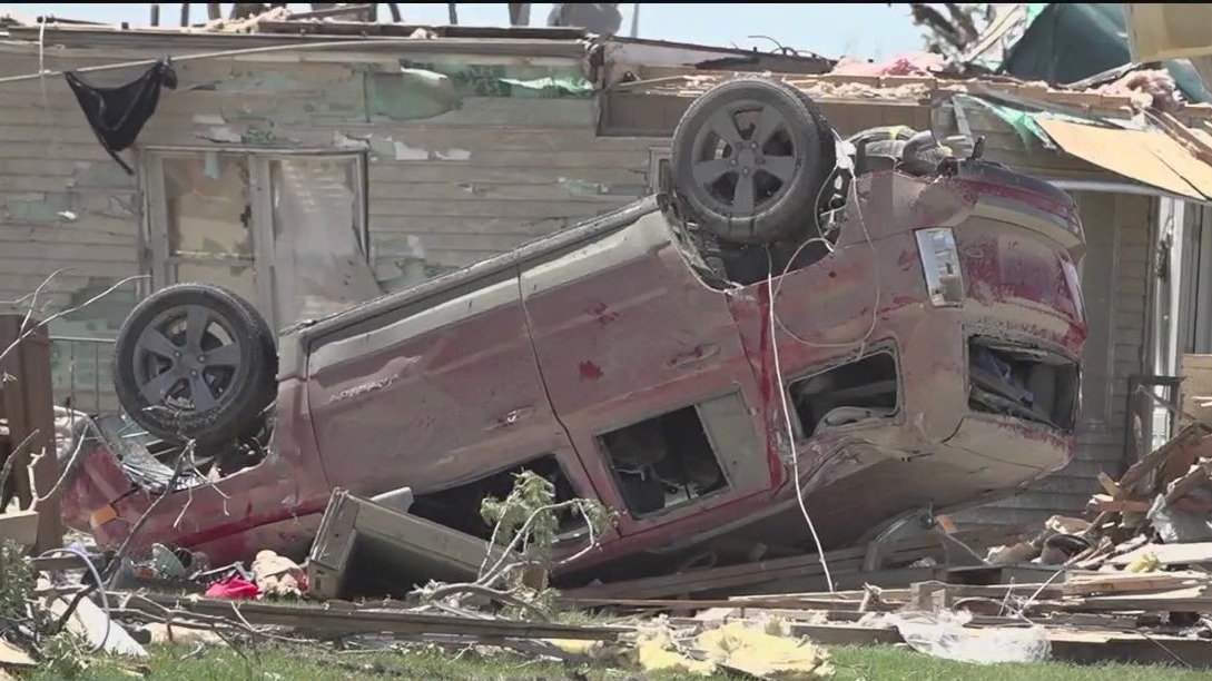 Cleanup after deadly Iowa tornadoes | FOX 5 Atlanta