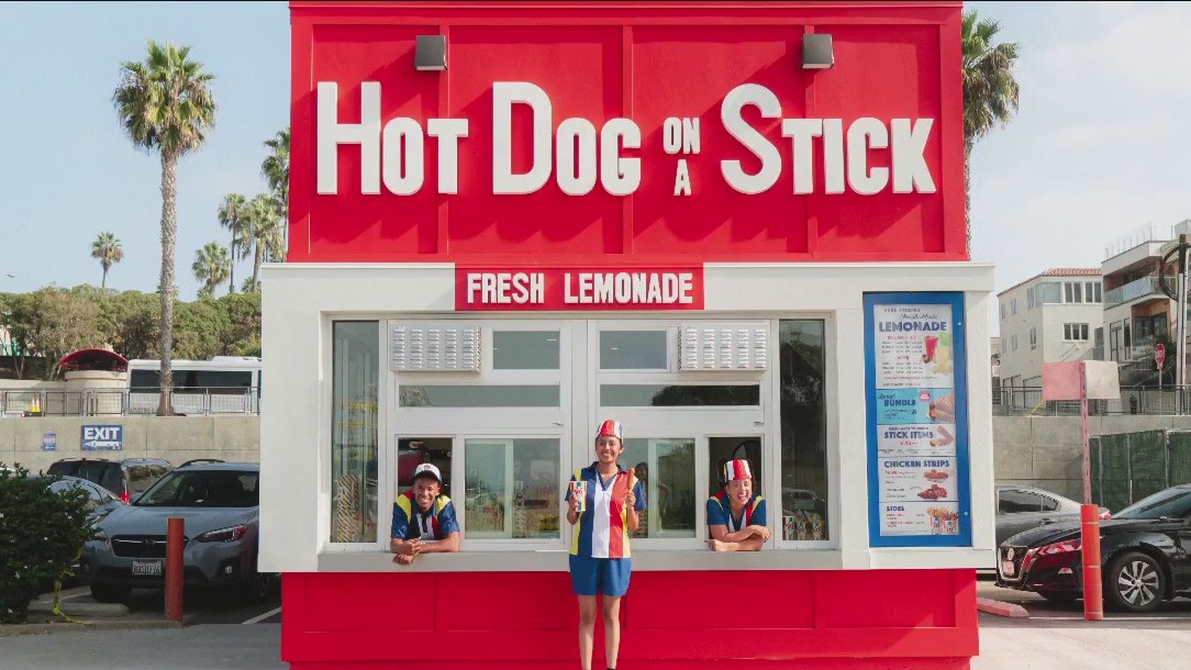 Hot Dog on a Stick reopens this weekend