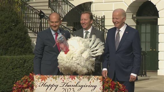 President Biden pardons MN turkeys [RAW]