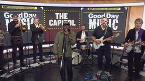 The Capitol performs "Don't Come Crying"
