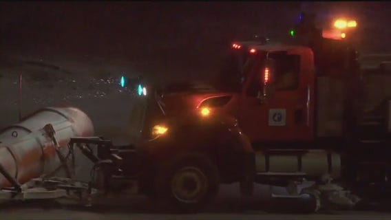Minneapolis snow emergency: Crews clear streets