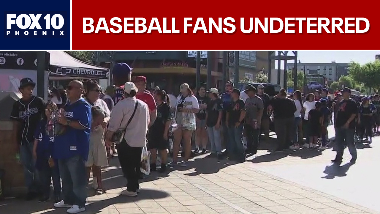 D-backs and Dodgers fans brave through mini heat wave