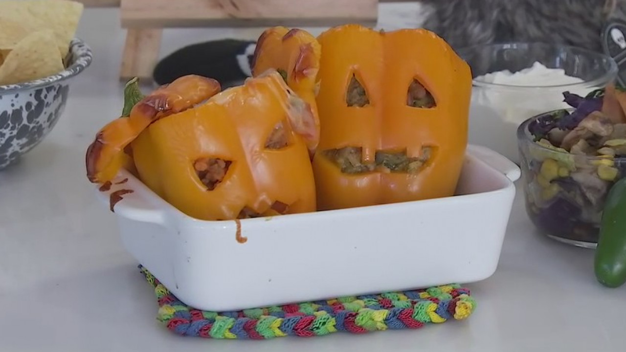 Jack-o-Lantern stuffed peppers recipe from FOX 7 Austin's Tierra Neubaum