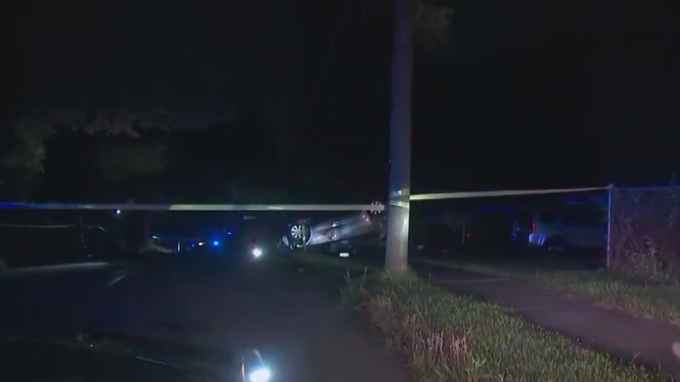 Car snaps power pole, knocks out electricity | FOX 5 Atlanta