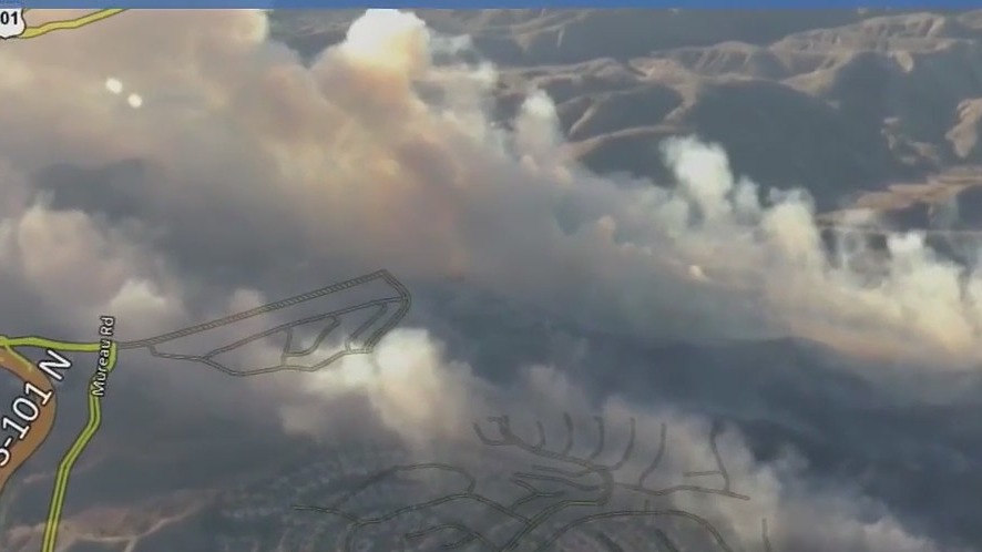 West Hills fire triggers mandatory evacuations