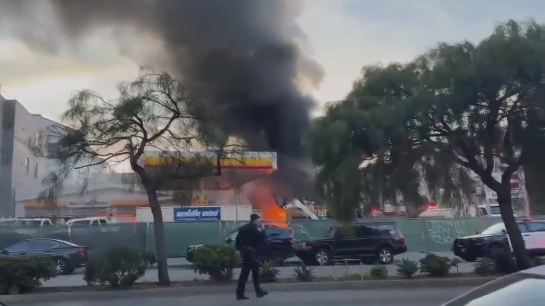 Fire at San Francisco Mission gas station