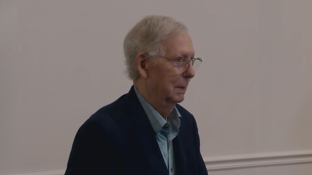 Mitch McConnell stepping down as Senate leader