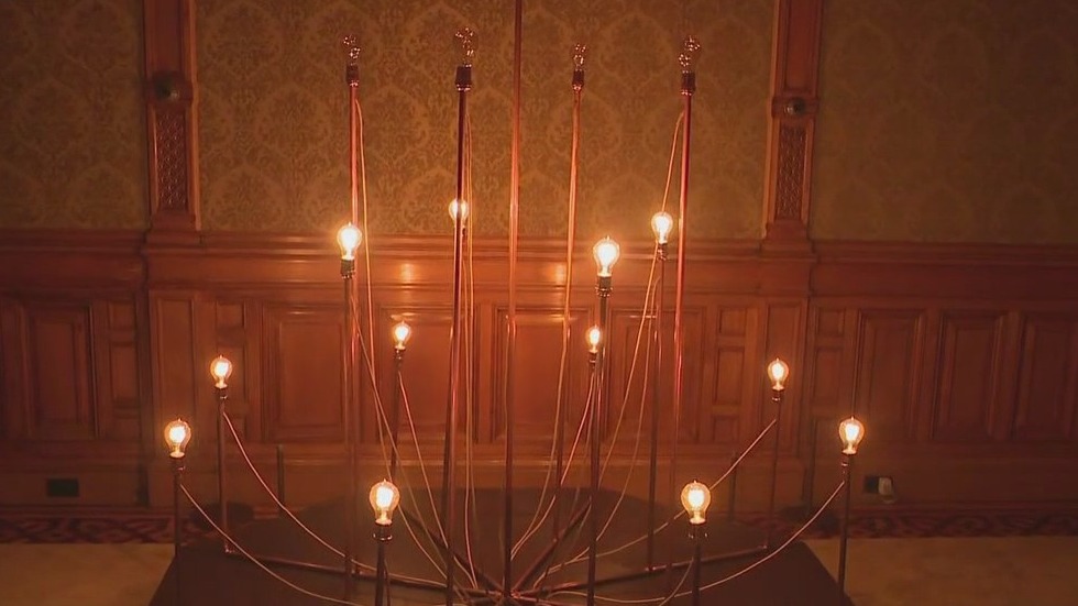 New exhibit at Chicago's Driehaus Museum has largest collection of contemporary art