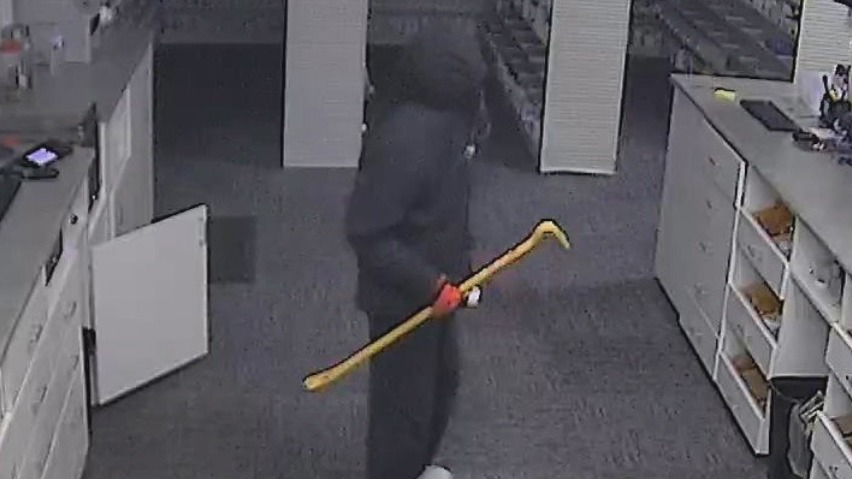 Prescott Valley pharmacy burglarized by 3 men, thousands of dollars of narcotics stolen