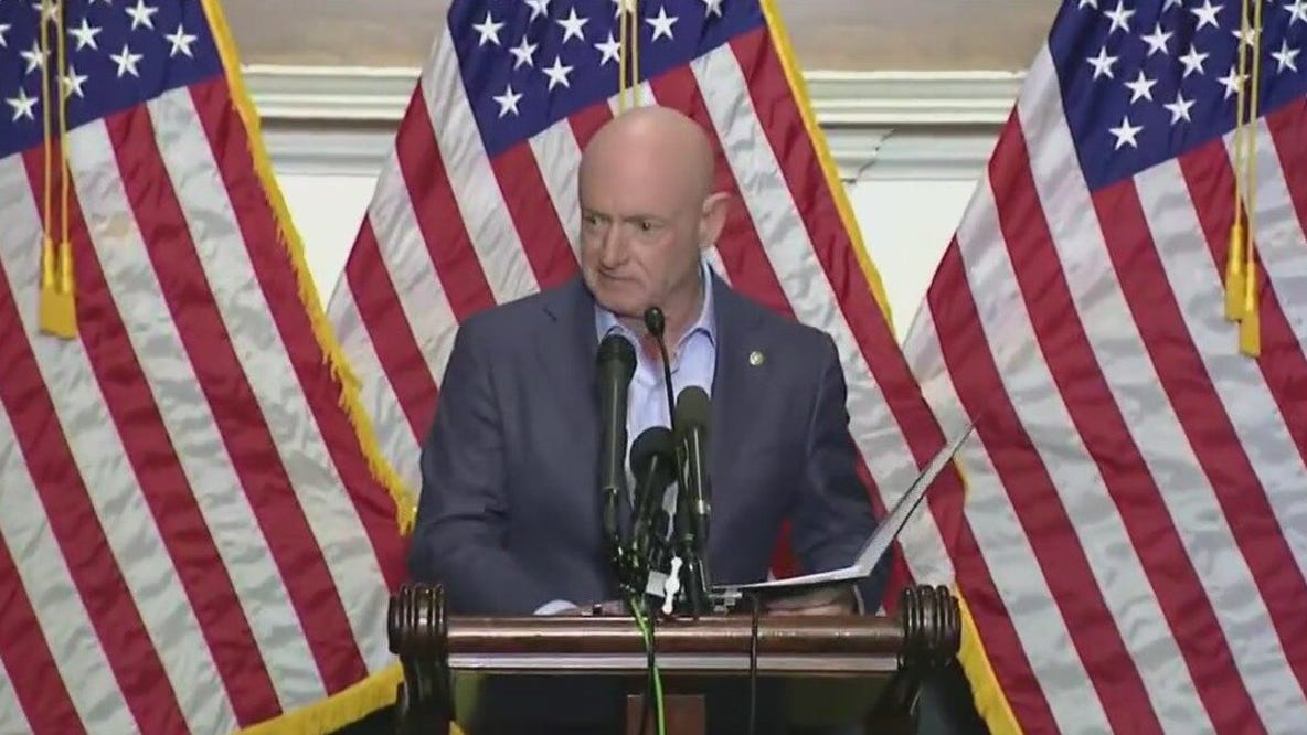 Navy releases report on Mark Kelly's 'illegal orders' video