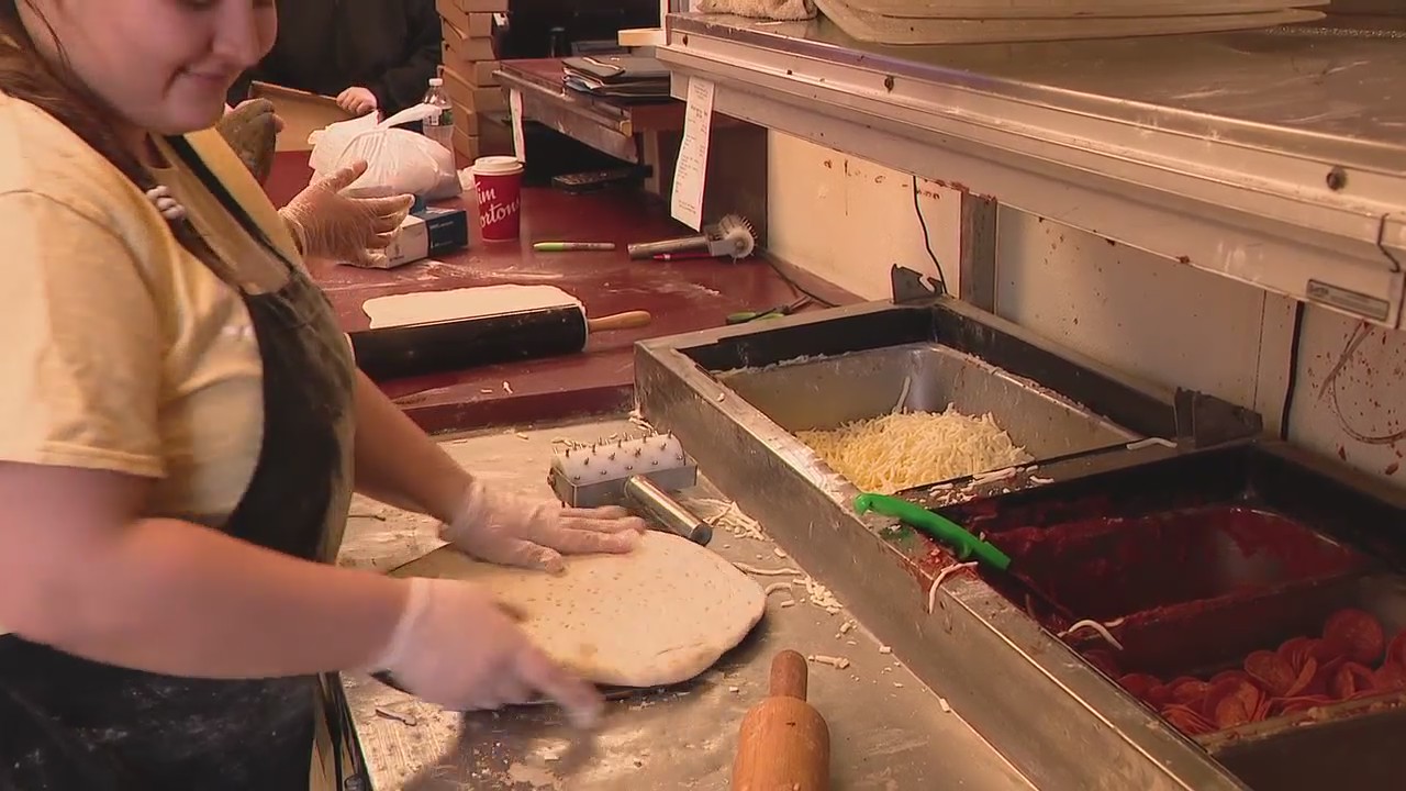 Struggling businesses get a boost from social media