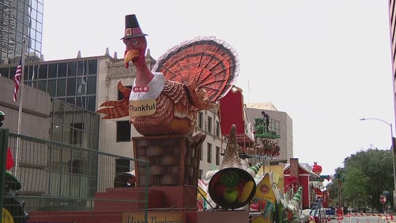 Houston prepares for Thanksgiving Day parade
