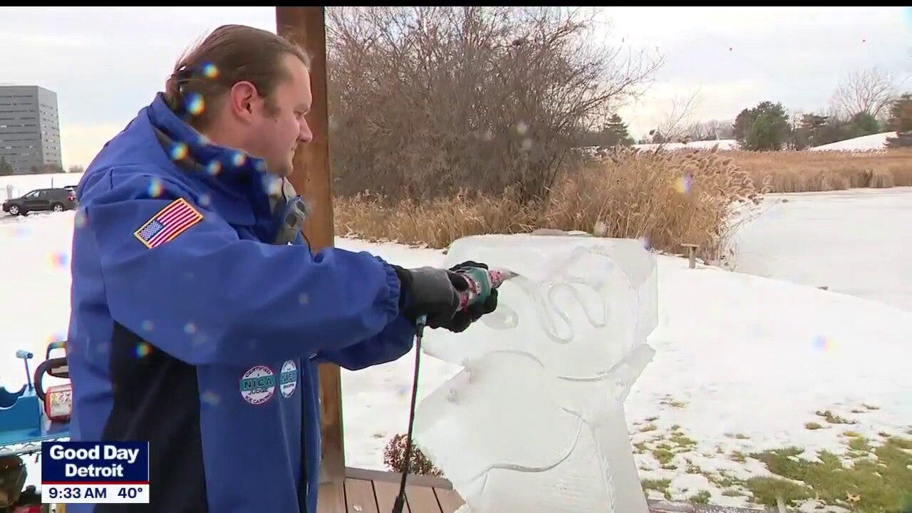Ice carving at Royal Oak Holidays 