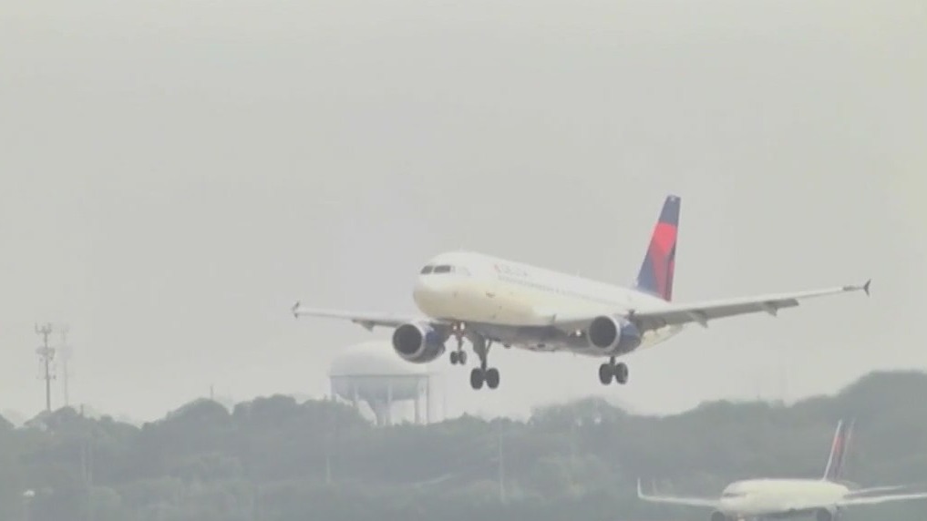 Navigating holiday air travel