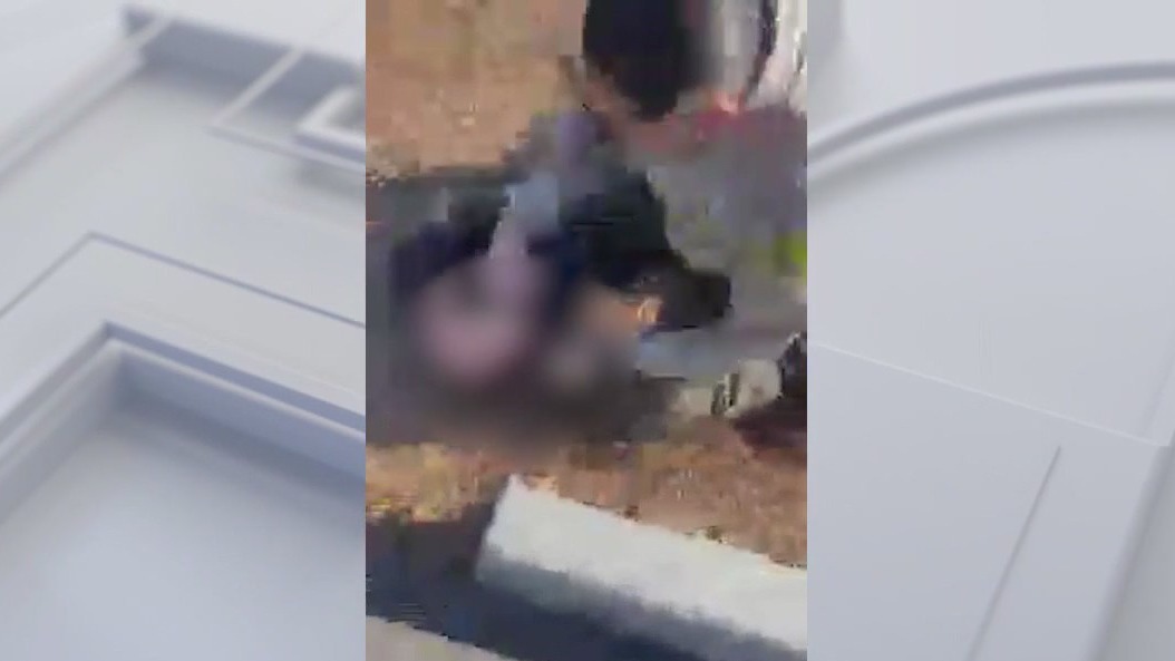 Deputy punches 14-year-old during arrest