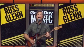 Russ Glenn performs 'Half-Life'