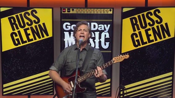 Russ Glenn performs 'Half-Life'