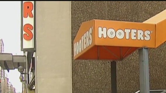 Hooters plans to file for bankruptcy, report