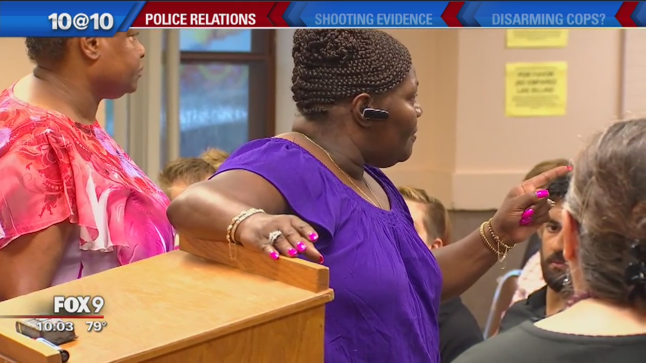 Community group pushes for police reform after Damond shooting