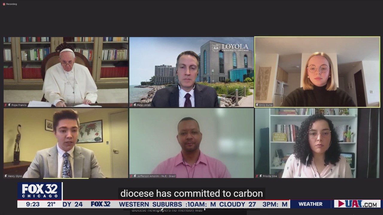 Pope Francis meets with Loyola Chicago students over Zoom