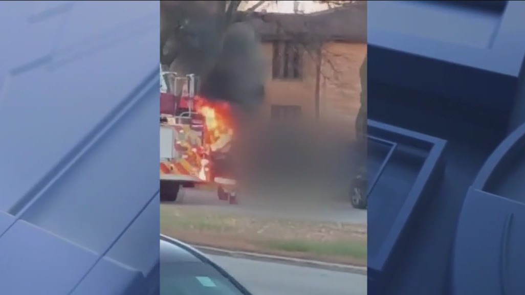 2 dead in fiery Milwaukee crash | FOX6 Milwaukee