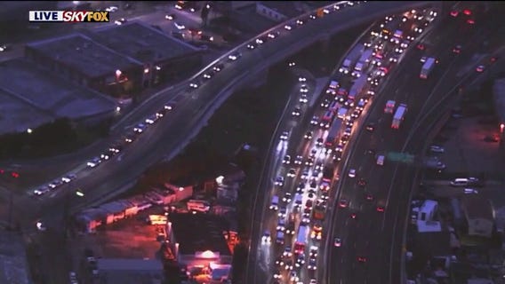 I-880 traffic stalled after big rig crash in Oakland