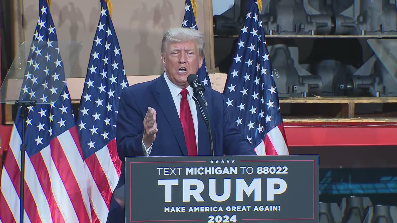 Trump bashes electric vehicles, Biden in speech before UAW members in Macomb County