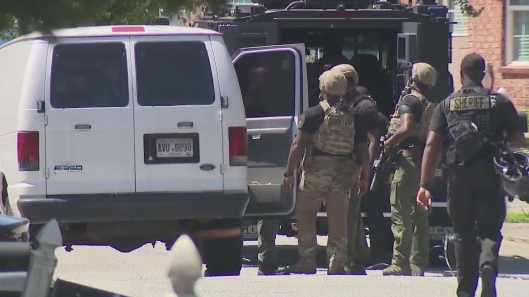 Old Conley Road standoff ends | FOX 5 Atlanta