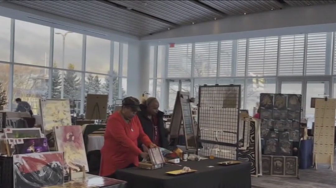 Winter storm forces Milwaukee shops to pivot for Small Business Saturday