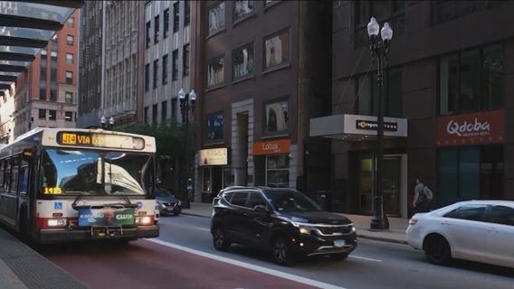 Officials lay out plan of action for Illinois regional transit