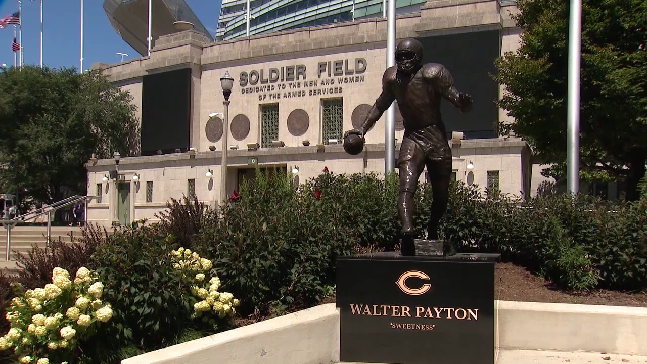 Will the Chicago Bears build another stadium downtown?