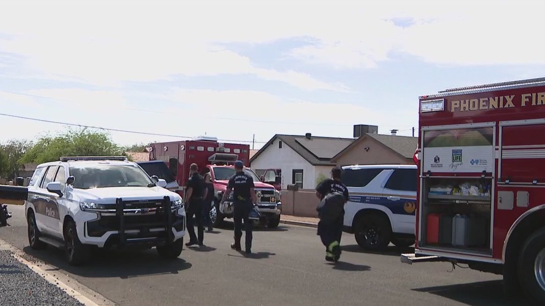 Woman hospitalized in Phoenix stabbing; suspect arrested