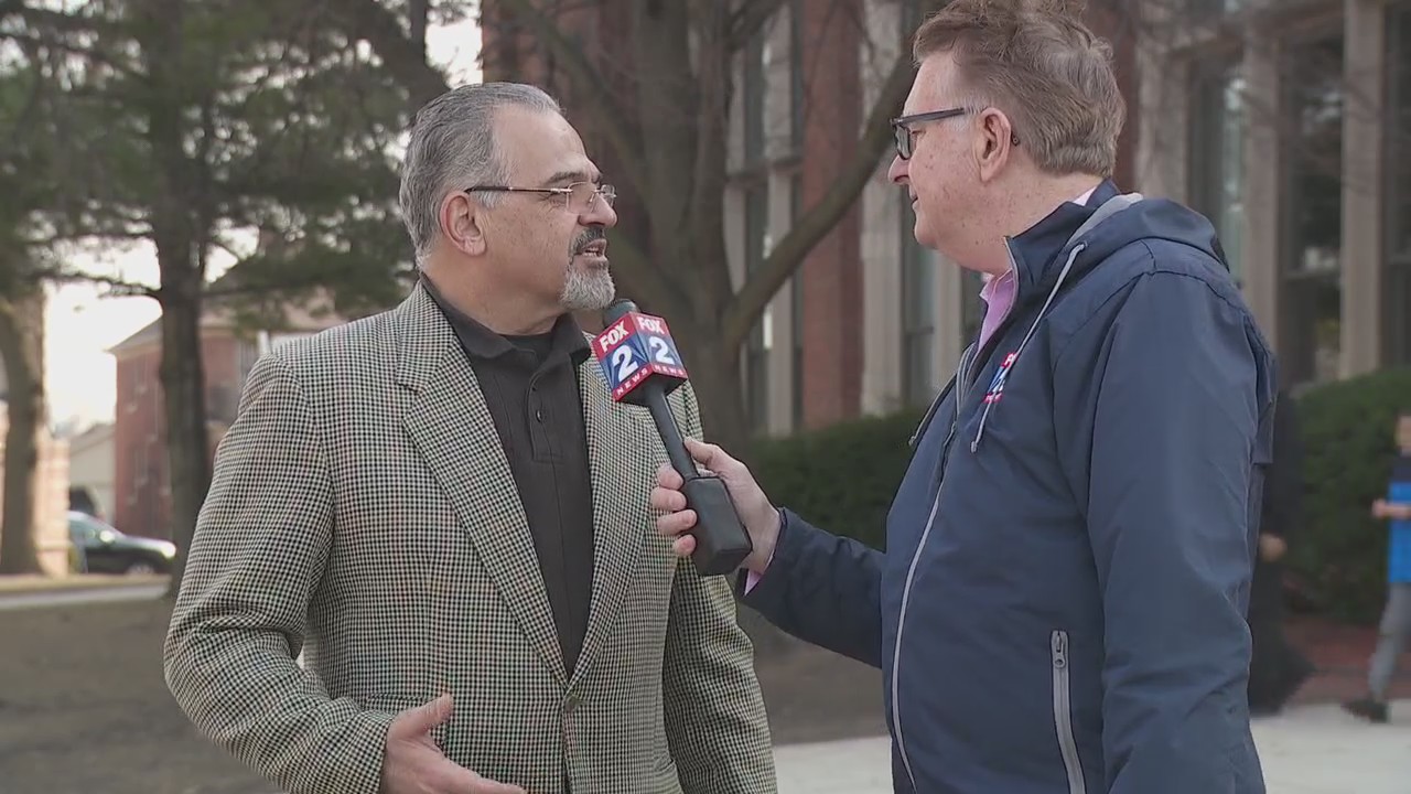 What are the stakes in Michigan's presidential primary?